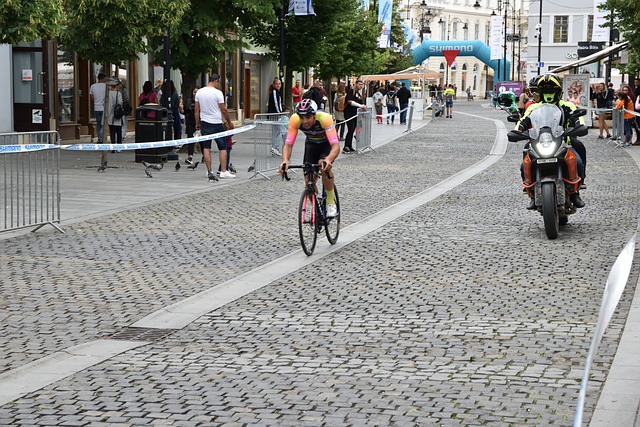 在努力争取 在努力争取